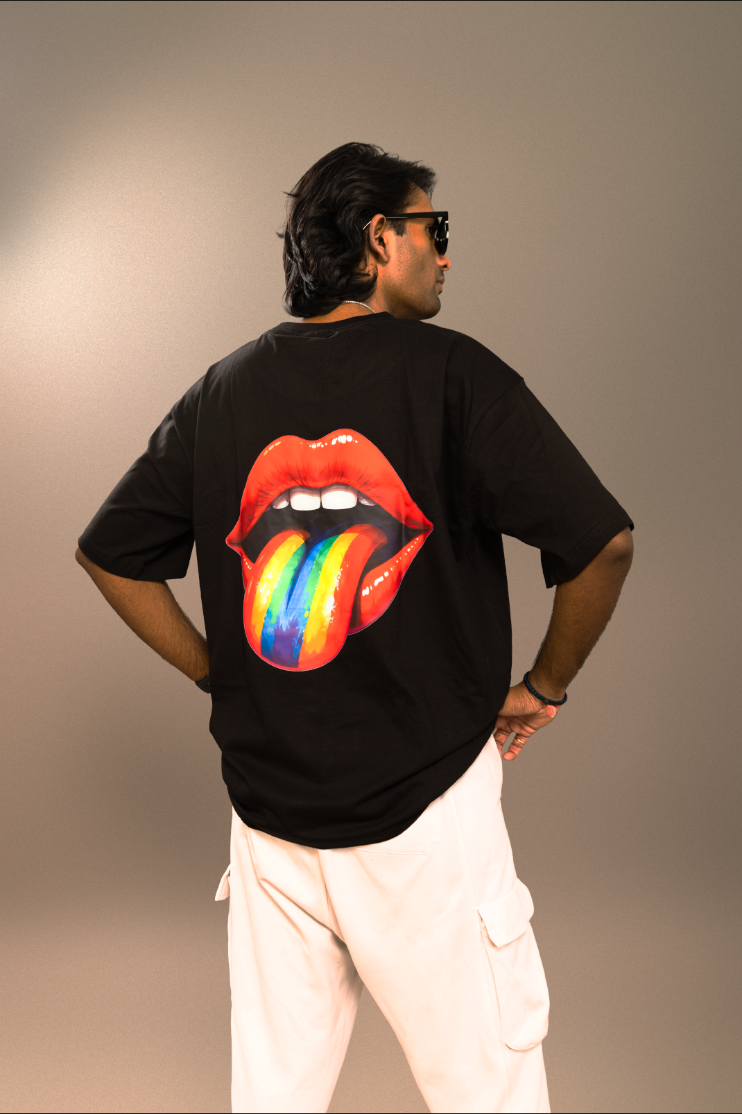 KISS IT QUEER!!!